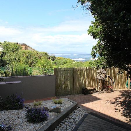 Strandloper Apartments Hermanus Room photo